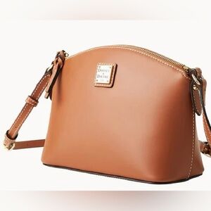 New Dooney Bourke Tan Brown Smooth Leather Penbroke Suki Crossbody Bag